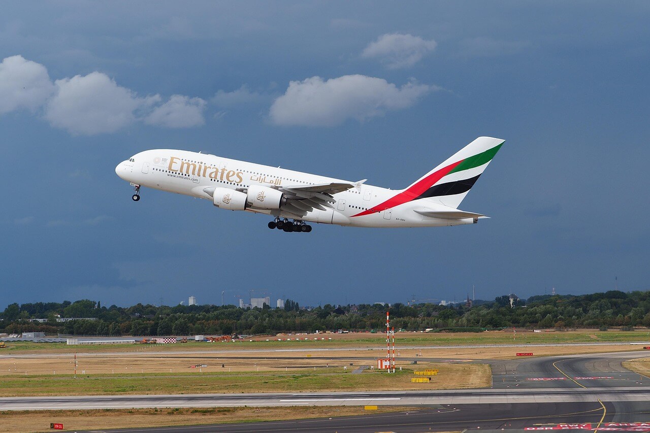 UAE Job Alert: Emirates to Hire 1,500 Pilots as Growth Plans Take Flight