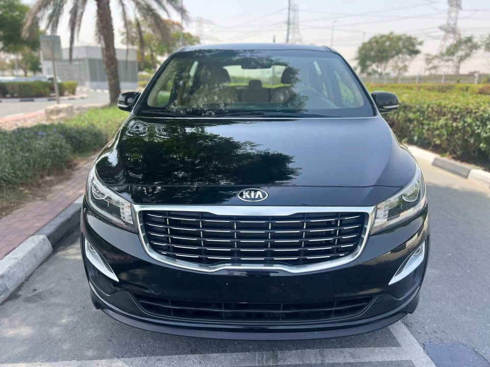 Kia Carnival 2020.
