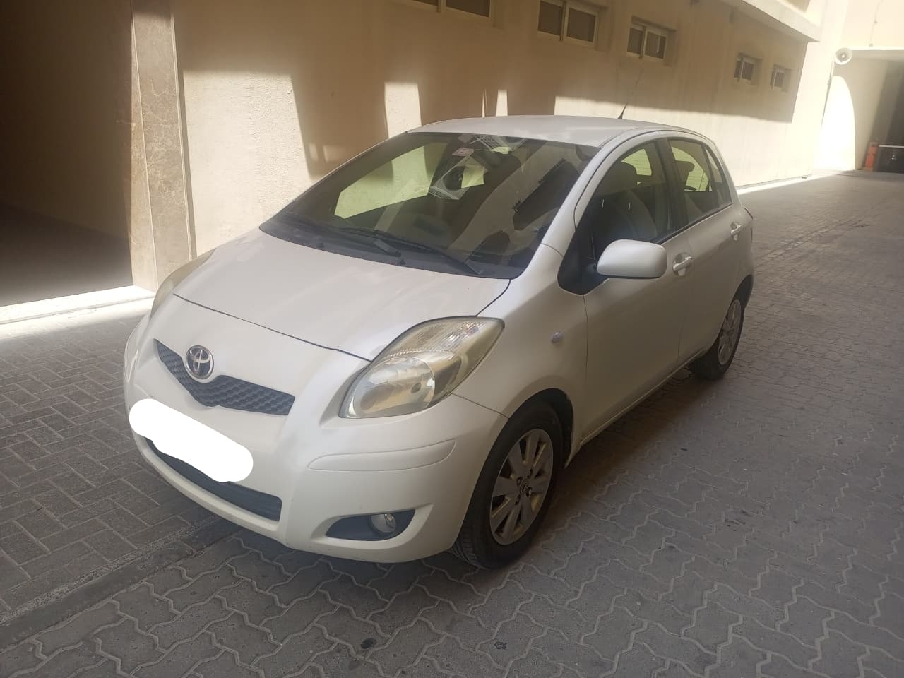 Toyota Yaris hatchback 2011